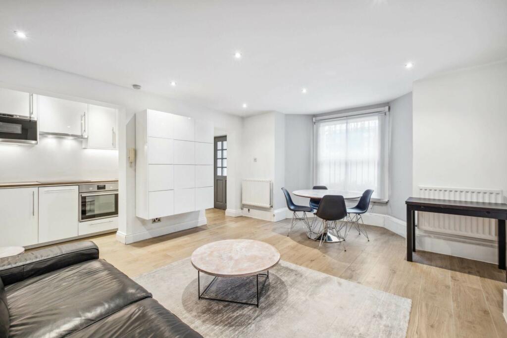 2 bed Apartment for rent in Chelsea. From Jo Webster Properties Ltd