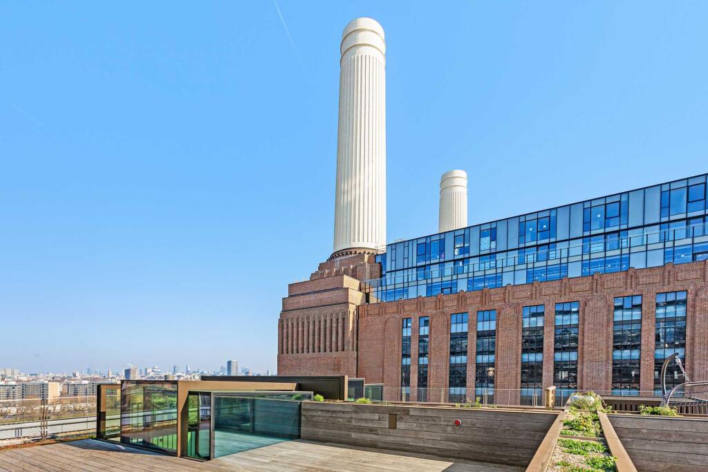 4 bed Apartment for rent in Battersea. From Jo Webster Properties Ltd - London