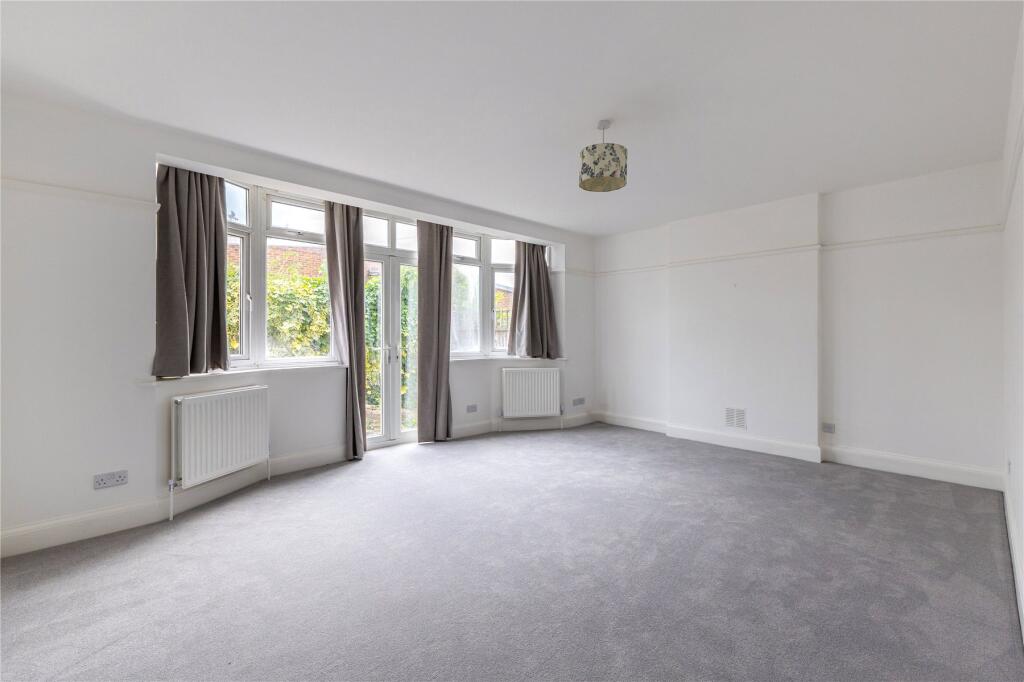 2 bed 1st Floor Flat for rent in Stoke D'Abernon. From John D Wood & Co. Sales - Cobham
