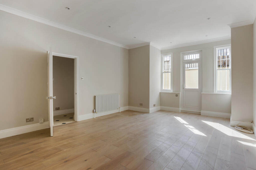 2 bed Flat for rent in Kensington. From John D Wood & Co - Notting Hill