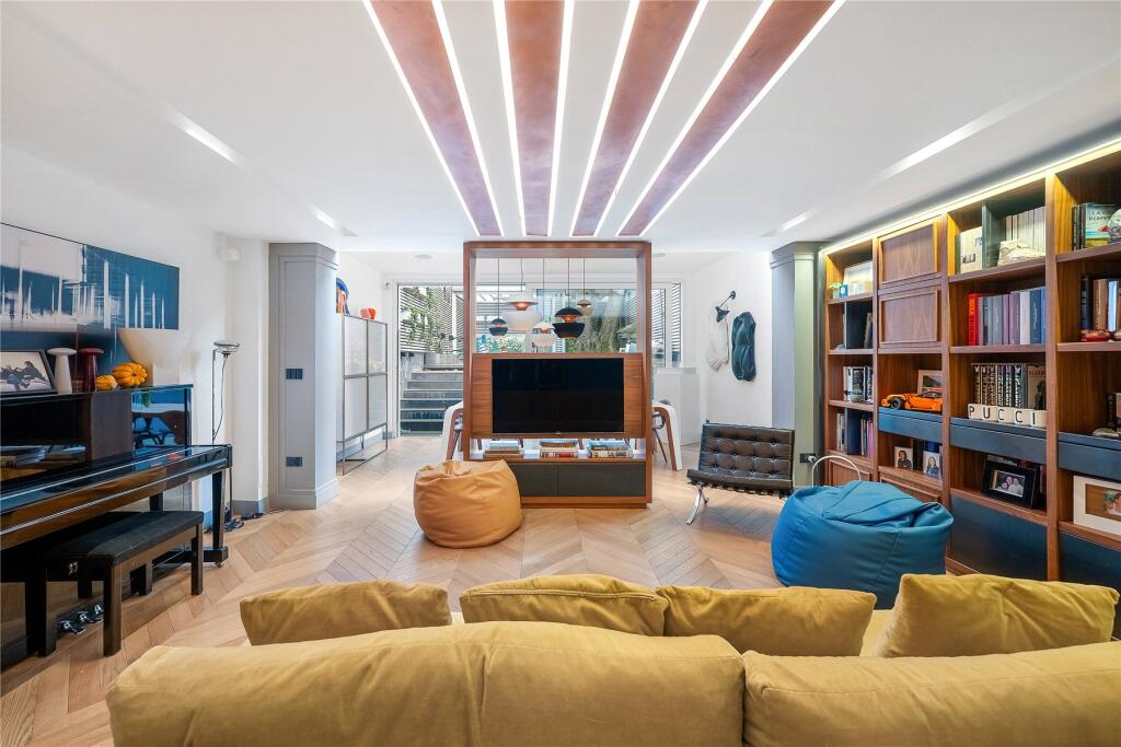 4 bed Mid Terraced House for rent in Kensington. From John D Wood & Co - Notting Hill