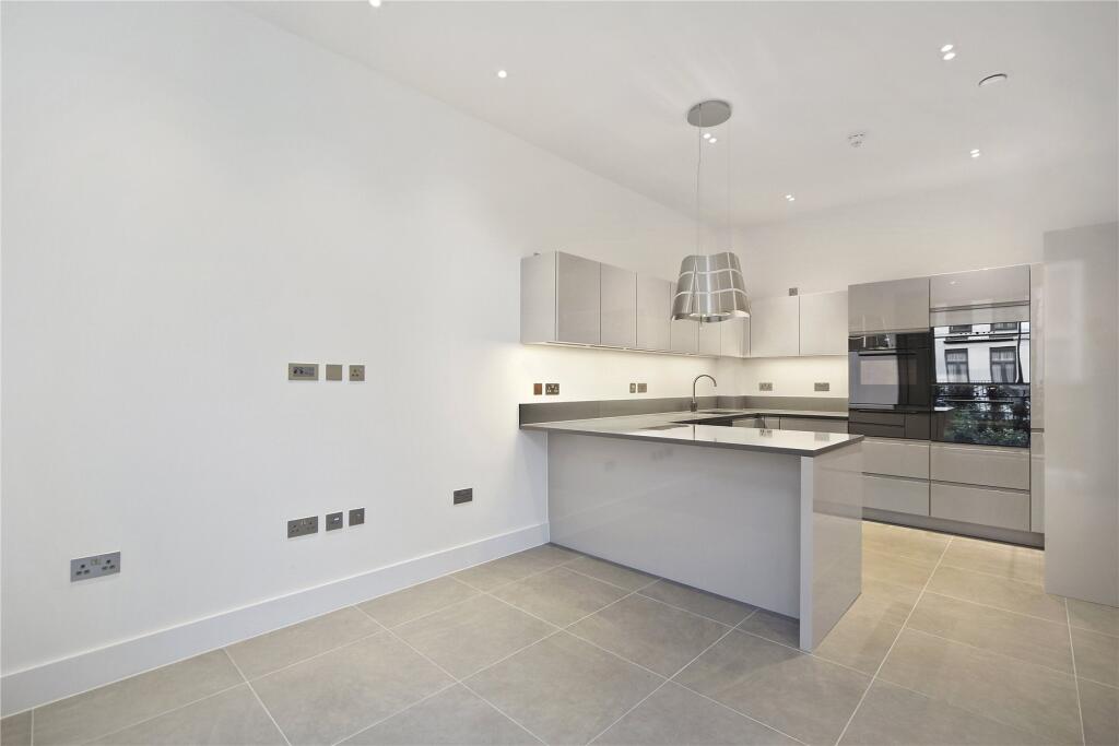 3 bed Mid Terraced House for rent in Willesden. From John D Wood & Co - Notting Hill