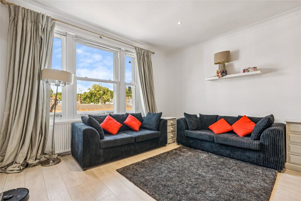 2 bed 1st Floor Flat for rent in London. From John D Wood & Co - Notting Hill