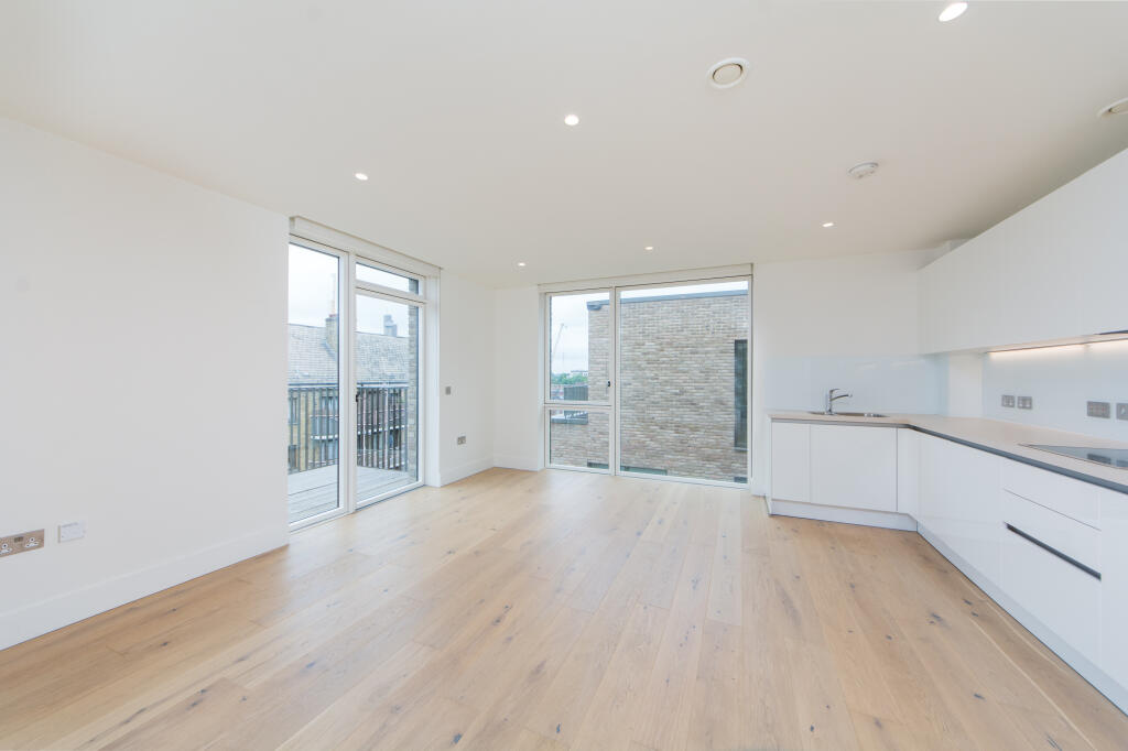 3 bed 1st Floor Flat for rent in London. From John D Wood & Co - Notting Hill