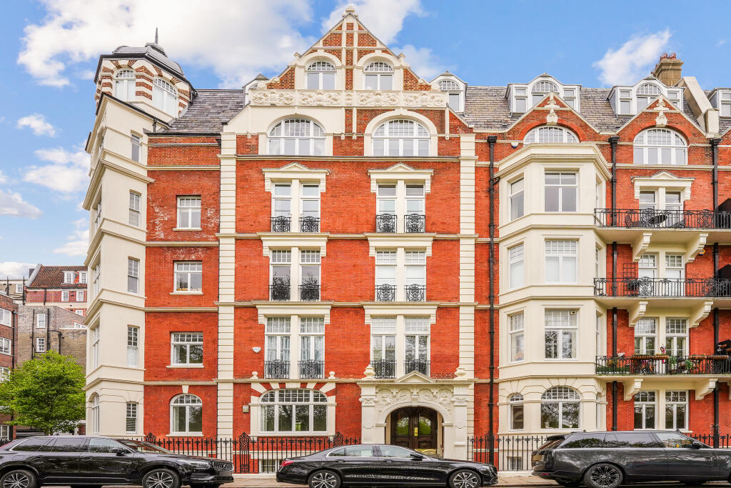 4 bed Apartment for rent in Chelsea. From John D Wood & Co - Sloane Square