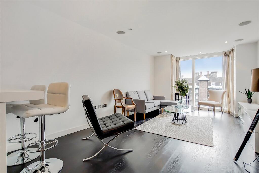 1 bed 1st Floor Flat for rent in London. From John D Wood & Co. Sales - Country House Department