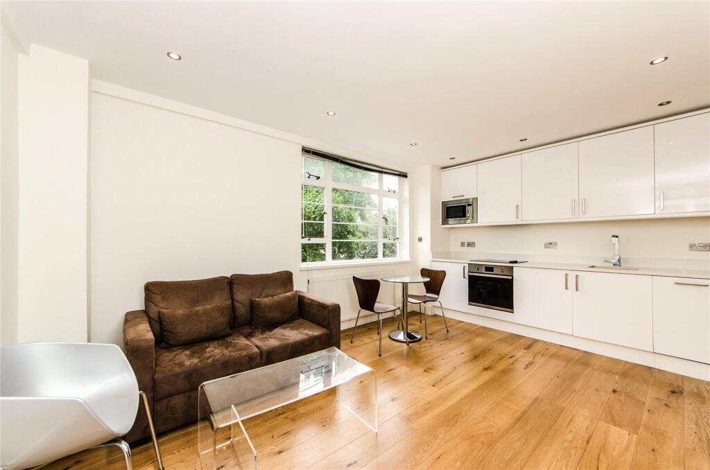 1 bed 1st Floor Flat for rent in London. From John D Wood & Co. Sales - Country House Department