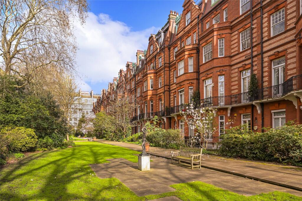1 bed 1st Floor Flat for rent in London. From John D Wood & Co. Sales - Country House Department