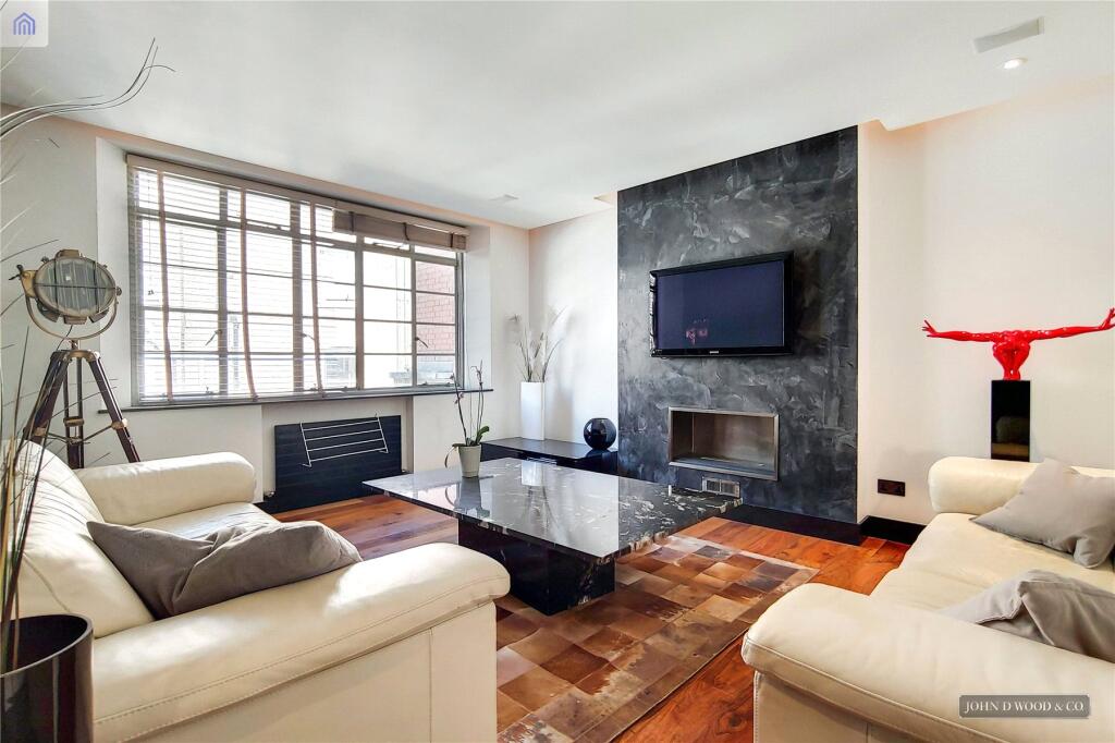 2 bed 1st Floor Flat for rent in Chelsea. From John D Wood & Co. Sales - Country House Department