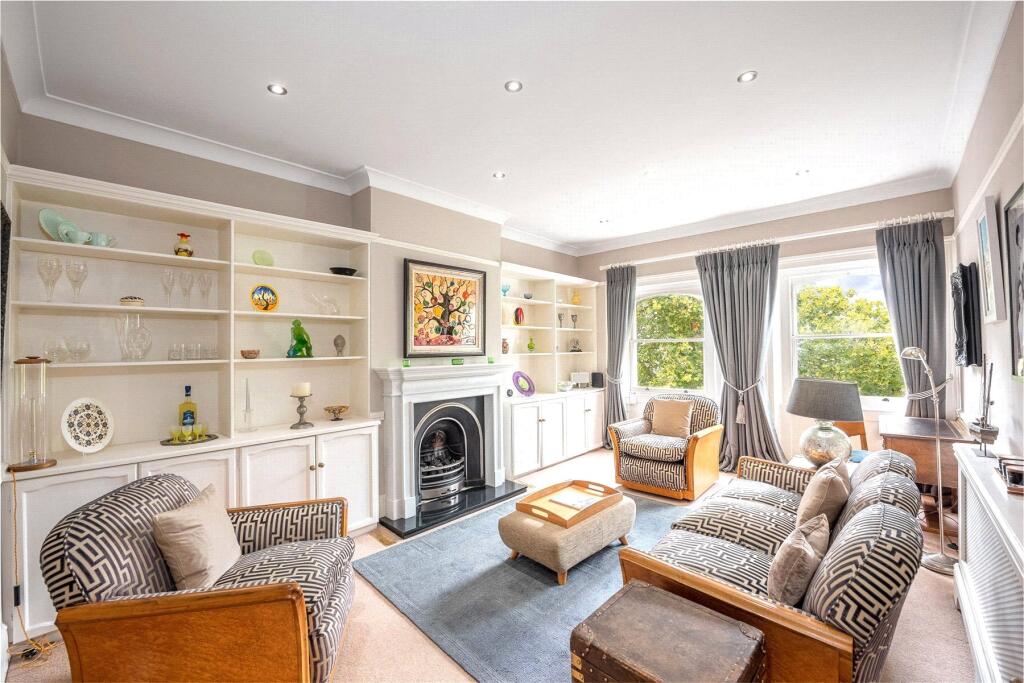 2 bed 1st Floor Flat for rent in London. From John D Wood & Co. Sales - Country House Department