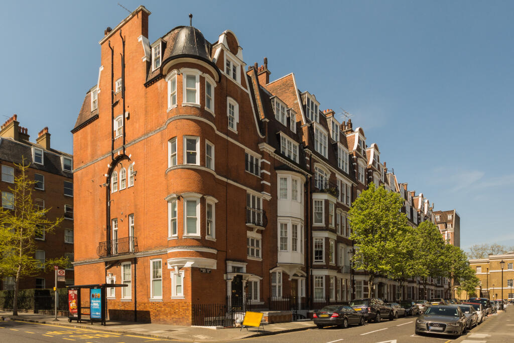1 bed 1st Floor Flat for rent in Chelsea. From John D Wood & Co. Sales - Country House Department