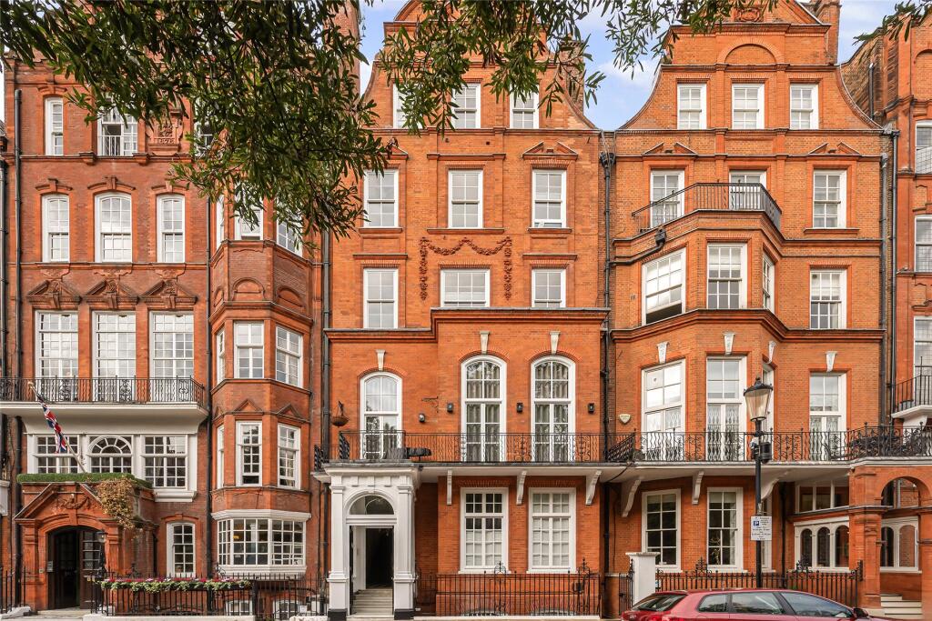 1 bed 1st Floor Flat for rent in Chelsea. From John D Wood & Co. Sales - Country House Department 1 bed 1st Floor Flat for rent in Chelsea. From John D Wood & Co. Sales - Country House Department