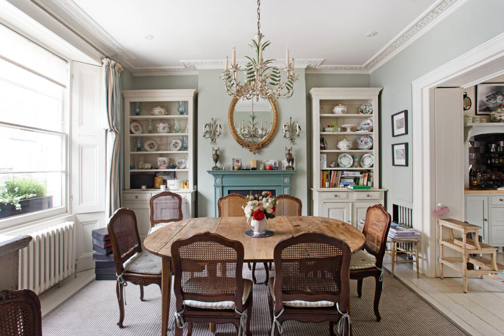 4 bed Mid Terraced House for rent in London. From John D Wood & Co. Sales - Country House Department 4 bed Mid Terraced House for rent in London. From John D Wood & Co. Sales - Country House Department