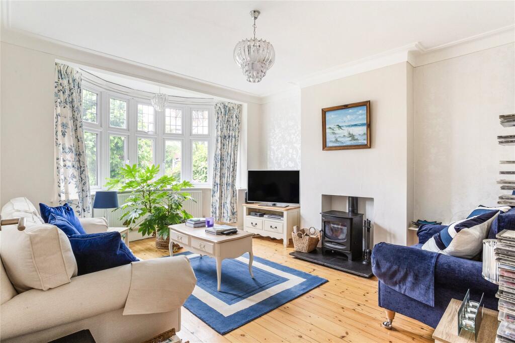 3 bed Detached for rent in Twickenham. From John D Wood & Co - St. Margarets