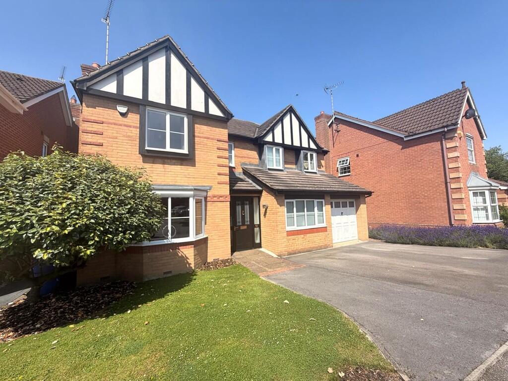 5 bed Detached for rent in Uttoxeter. From John German - Uttoxeter