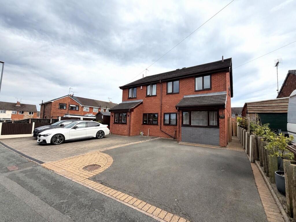 3 bed Semi Detached for rent in Uttoxeter. From John German - Uttoxeter 3 bed Semi Detached for rent in Uttoxeter. From John German - Uttoxeter