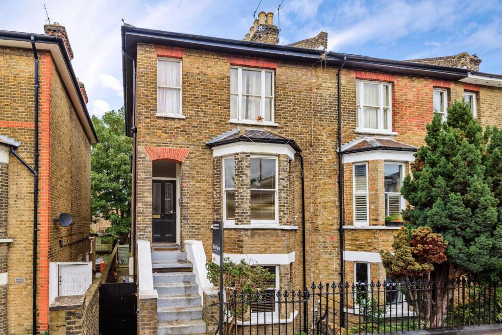 1 bed 1st Floor Flat for rent in Greenwich. From John Payne - Greenwich