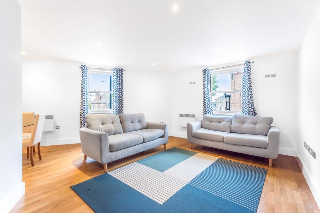 1 bed 1st Floor Flat for rent in Greenwich. From John Payne - Greenwich