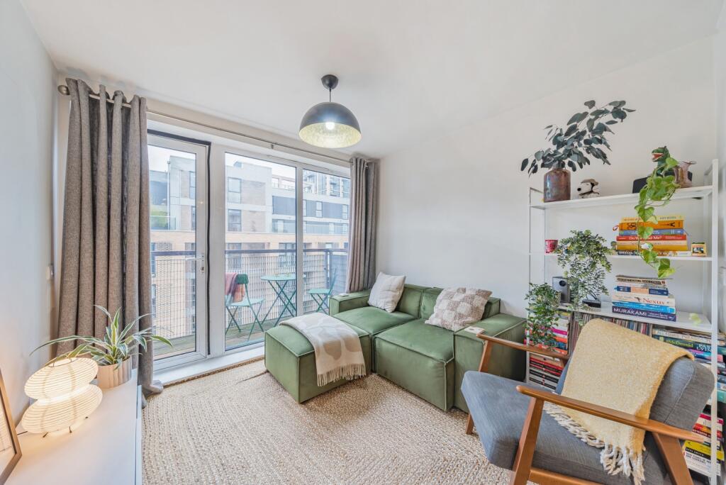 1 bed 1st Floor Flat for rent in Greenwich. From John Payne - Greenwich