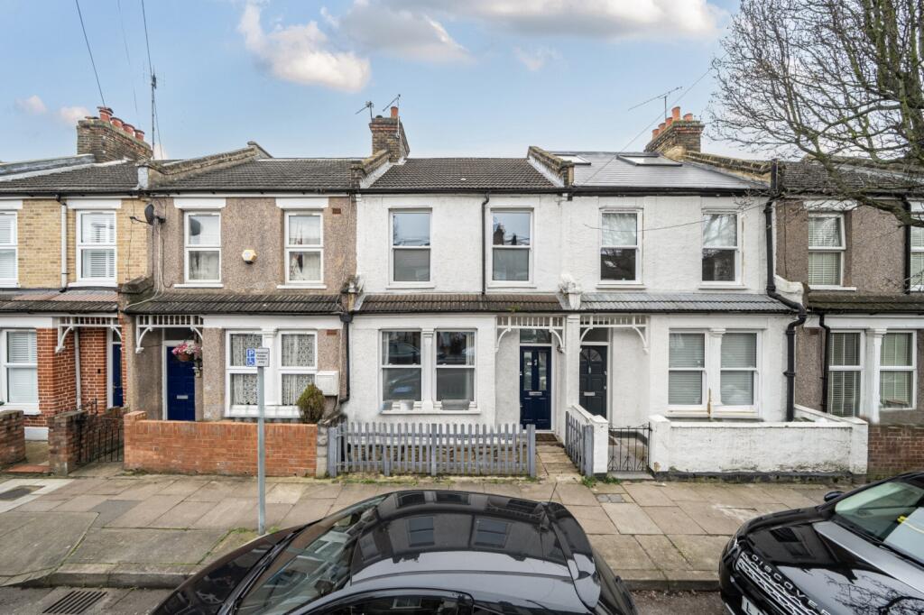 3 bed Mid Terraced House for rent in Greenwich. From John Payne - East Greenwich 3 bed Mid Terraced House for rent in Greenwich. From John Payne - East Greenwich