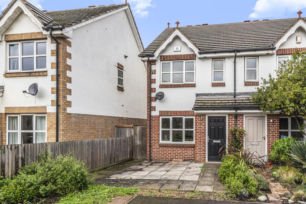 3 bed End of Terrace for rent in Greenwich. From John Payne - East Greenwich 3 bed End of Terrace for rent in Greenwich. From John Payne - East Greenwich