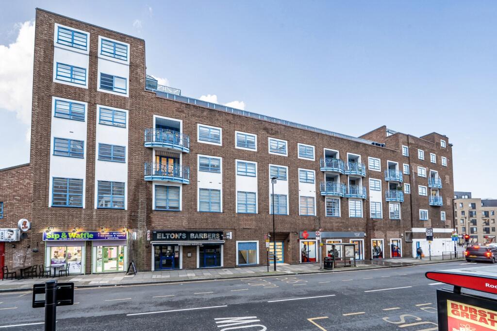 2 bed 1st Floor Flat for rent in Greenwich. From John Payne - East Greenwich