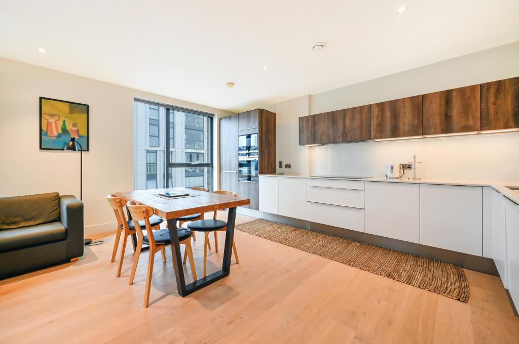 3 bed 1st Floor Flat for rent in London. From JOHNS&CO - Nine Elms