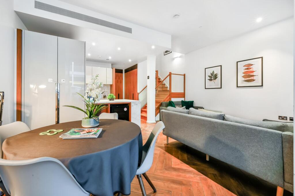 2 bed Duplex for rent in London. From JOHNS&CO - Nine Elms 2 bed Duplex for rent in London. From JOHNS&CO - Nine Elms