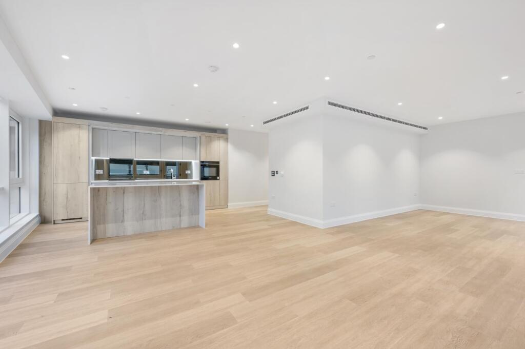 3 bed 1st Floor Flat for rent in London. From JOHNS&CO - Nine Elms