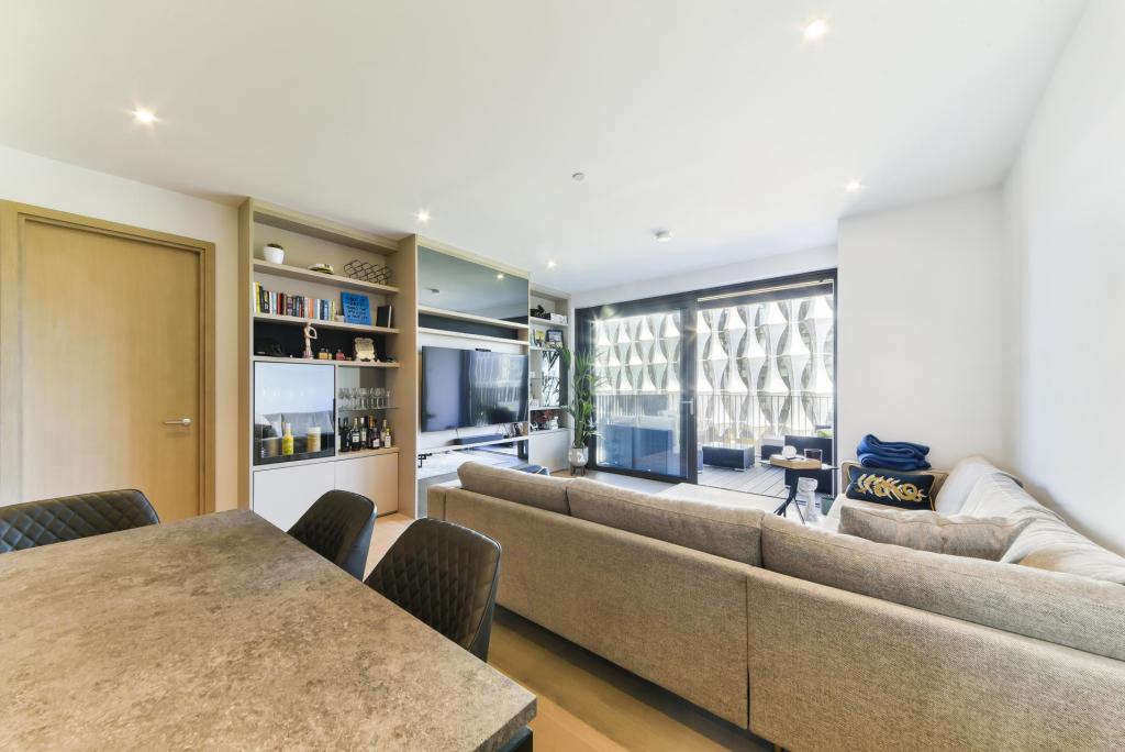 1 bed 1st Floor Flat for rent in Battersea. From JOHNS&CO - Nine Elms