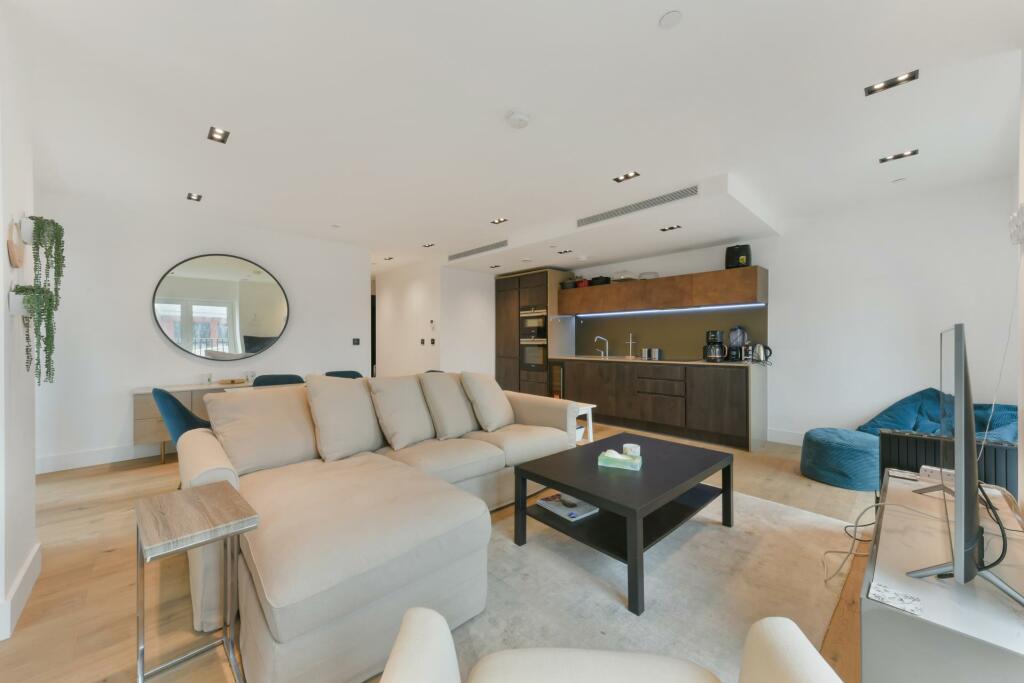 2 bed 1st Floor Flat for rent in London. From JOHNS&CO - Nine Elms
