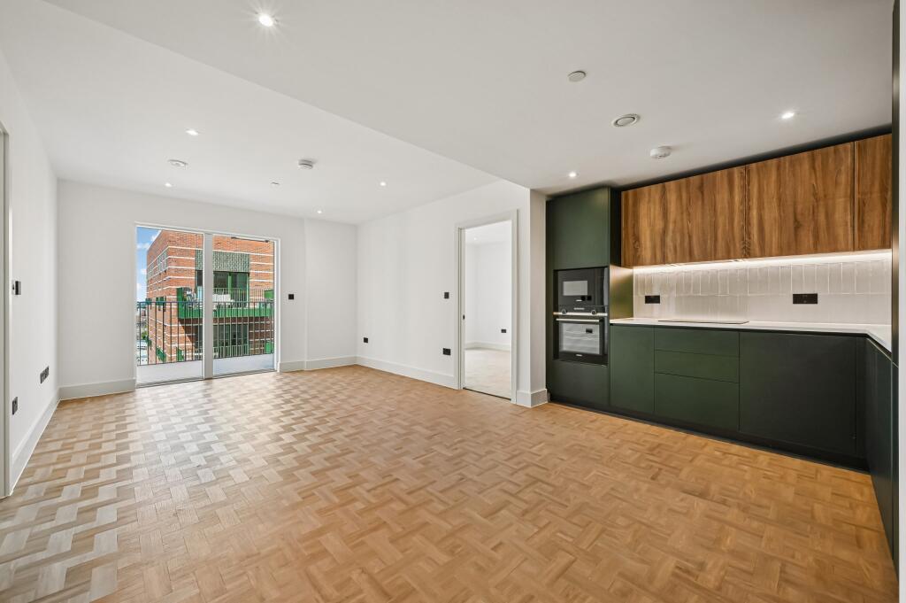 2 bed 1st Floor Flat for rent in . From JOHNS&CO - Nine Elms 2 bed 1st Floor Flat for rent in . From JOHNS&CO - Nine Elms