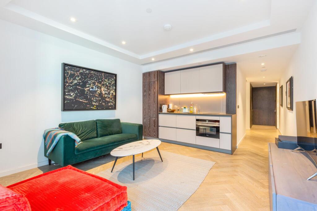 4 bed 1st Floor Flat for rent in Battersea. From JOHNS&CO - Nine Elms 4 bed 1st Floor Flat for rent in Battersea. From JOHNS&CO - Nine Elms