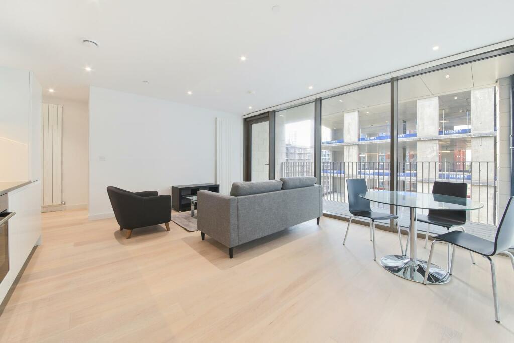 2 bed Apartment for rent in London. From Johns & Co - Royal Wharf