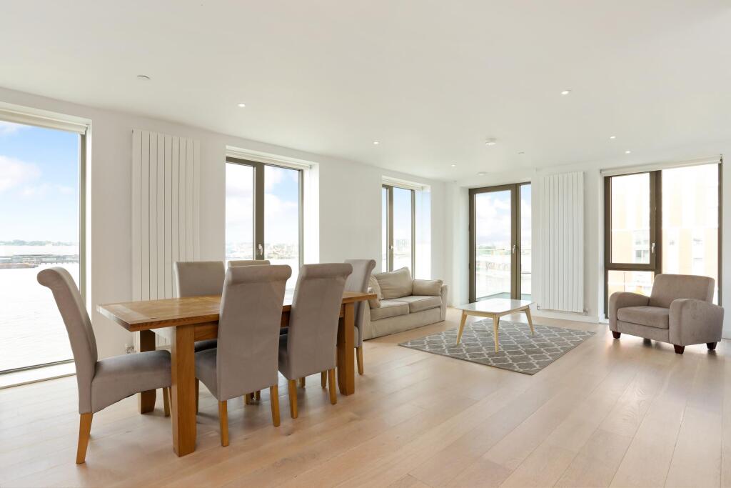 3 bed Apartment for rent in London. From JOHNS&CO - Royal Wharf