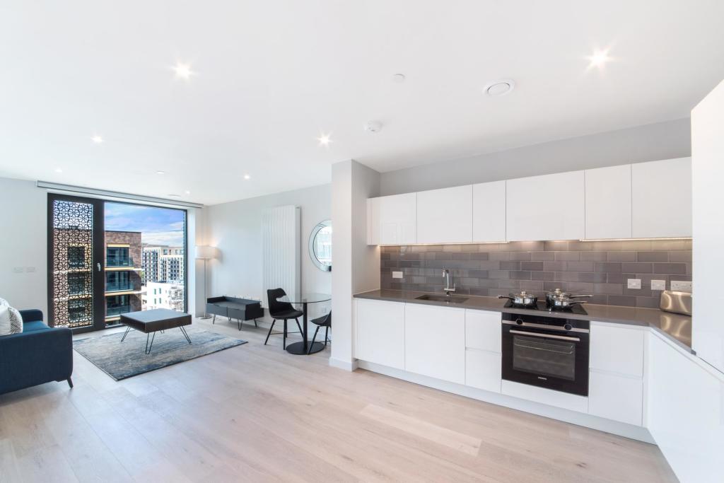 0 bed Apartment for rent in West Ham. From JOHNS&CO - Royal Wharf