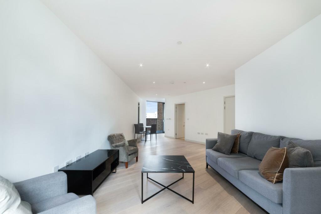 2 bed Apartment for rent in Woolwich. From JOHNS&CO - Royal Wharf