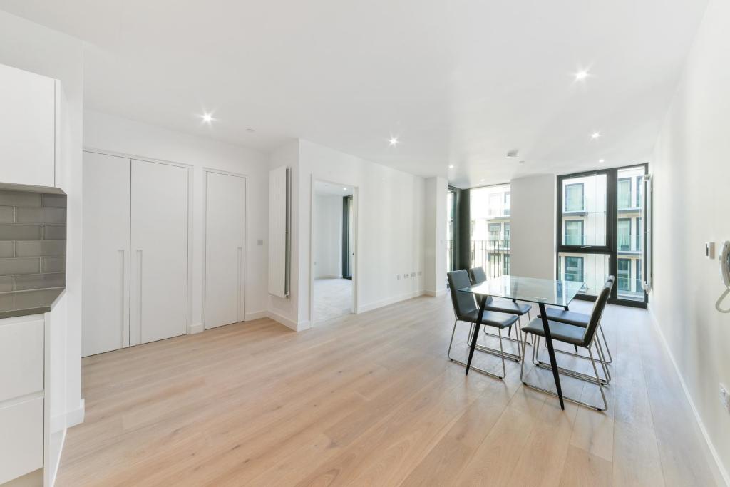 1 bed Apartment for rent in West Ham. From JOHNS&CO - Royal Wharf