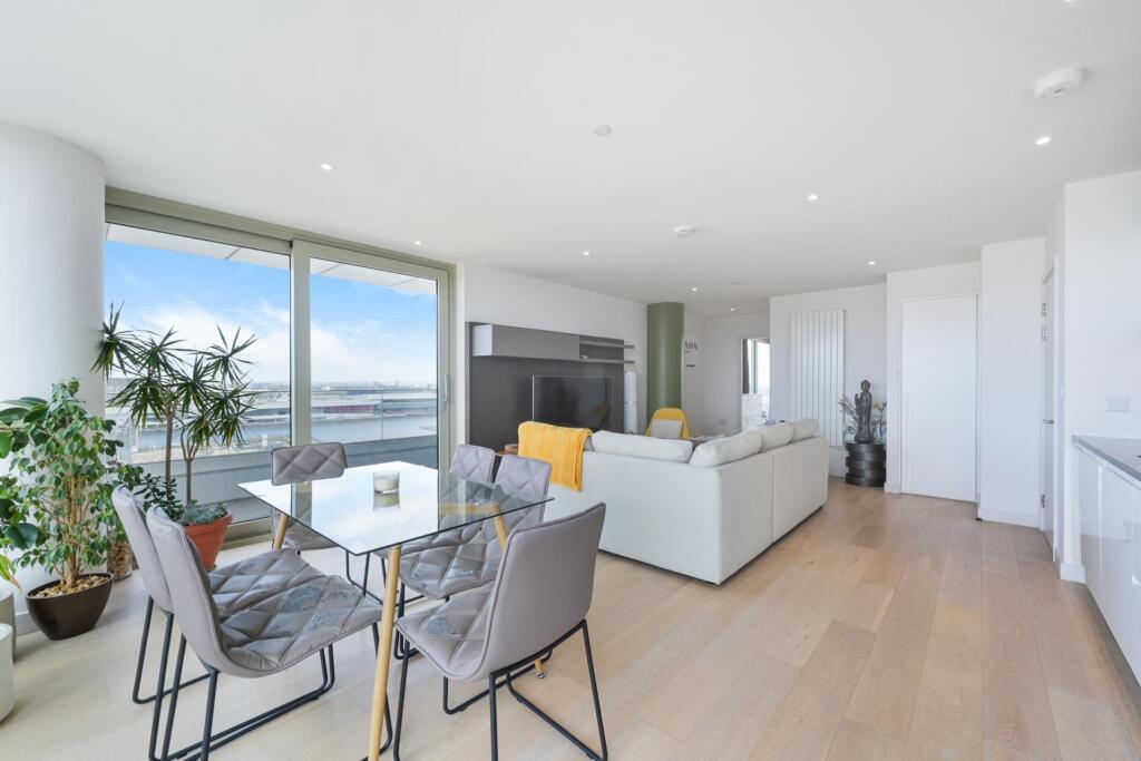 2 bed Apartment for rent in Woolwich. From JOHNS&CO - Royal Wharf