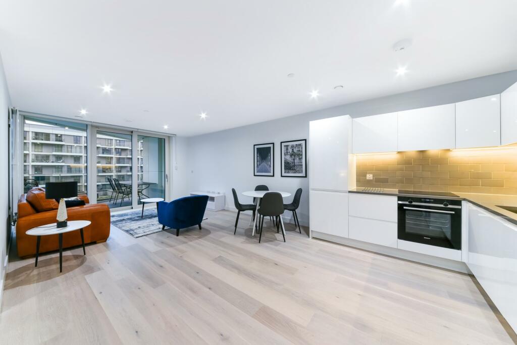 2 bed Apartment for rent in London. From JOHNS&CO - Royal Wharf