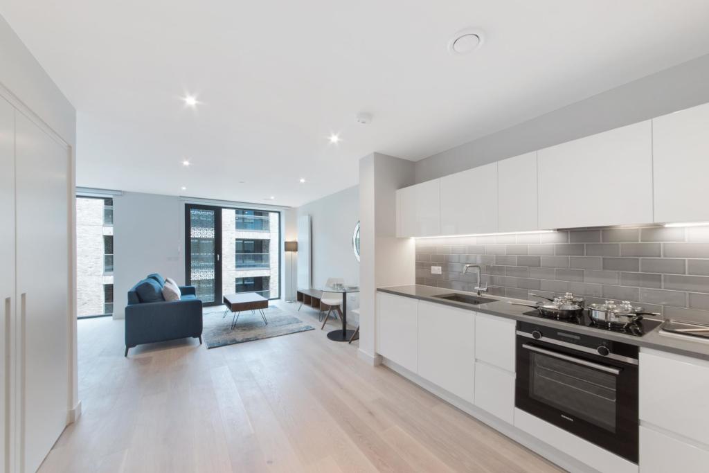 0 bed Apartment for rent in Woolwich. From JOHNS&CO - Royal Wharf