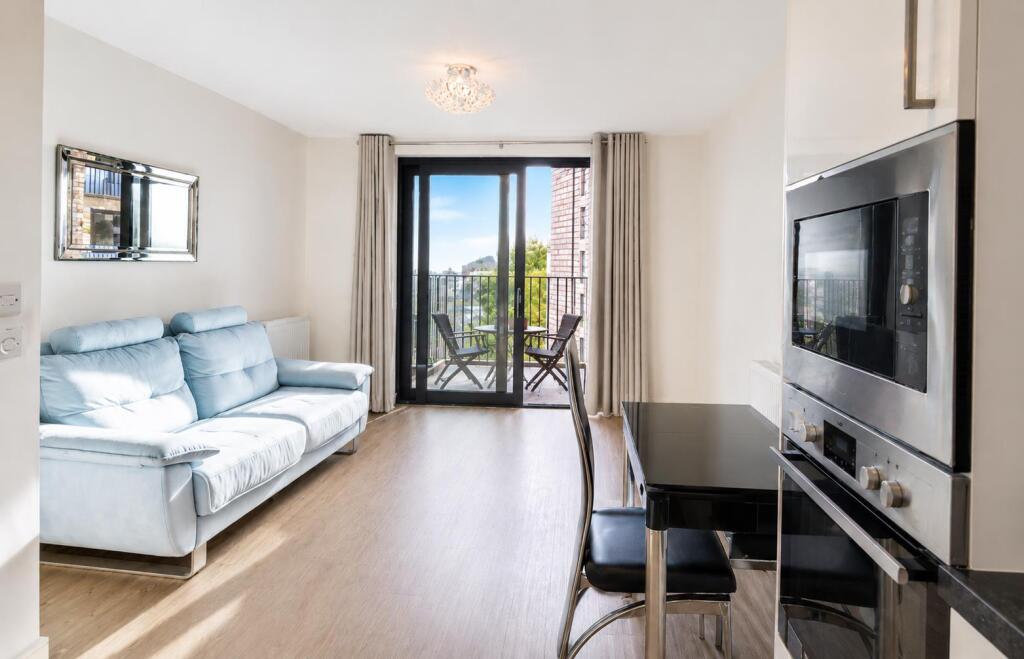 1 bed Apartment for rent in Woolwich. From JOHNS&CO - Royal Wharf