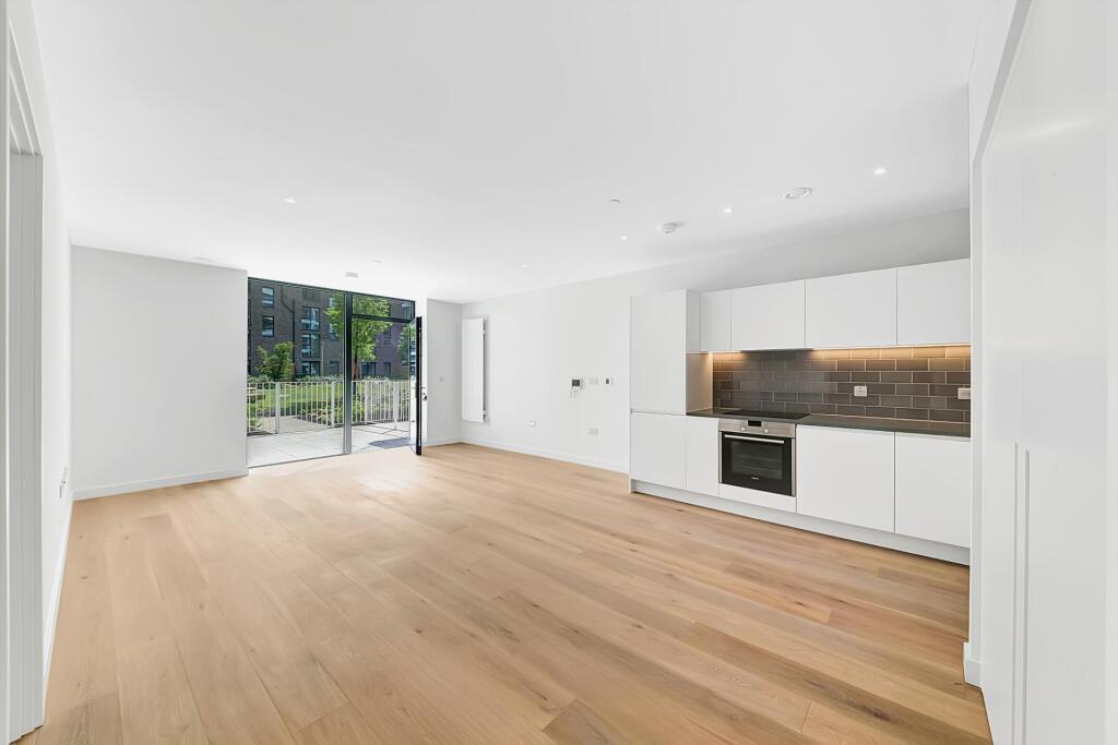 1 bed Apartment for rent in London. From JOHNS&CO - Royal Wharf