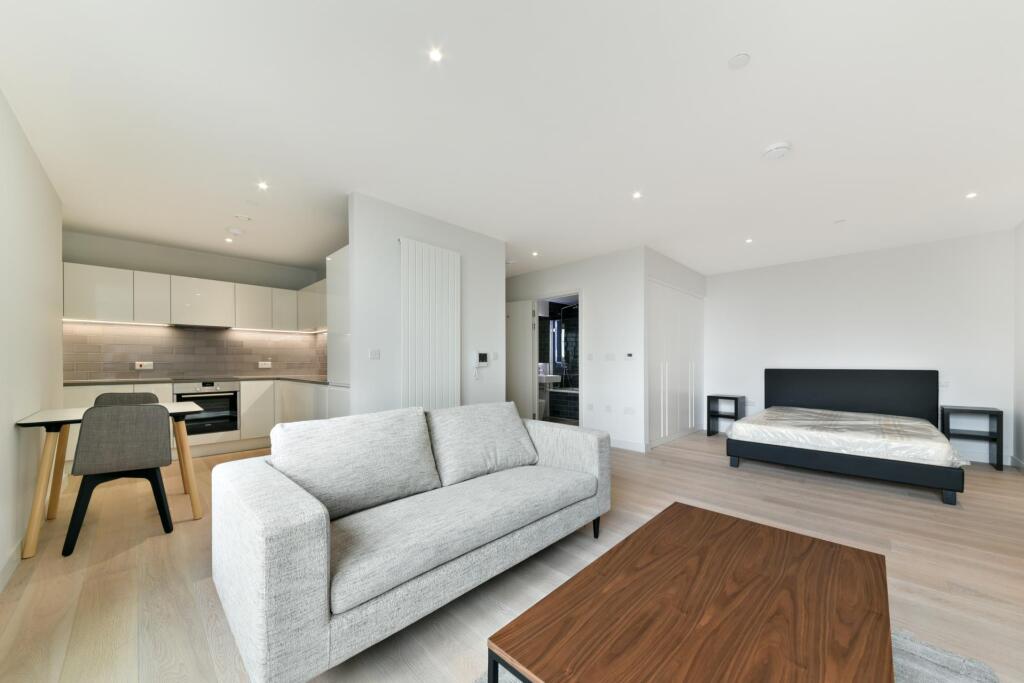 4 bed Apartment for rent in Woolwich. From JOHNS&CO - Royal Wharf 4 bed Apartment for rent in Woolwich. From JOHNS&CO - Royal Wharf
