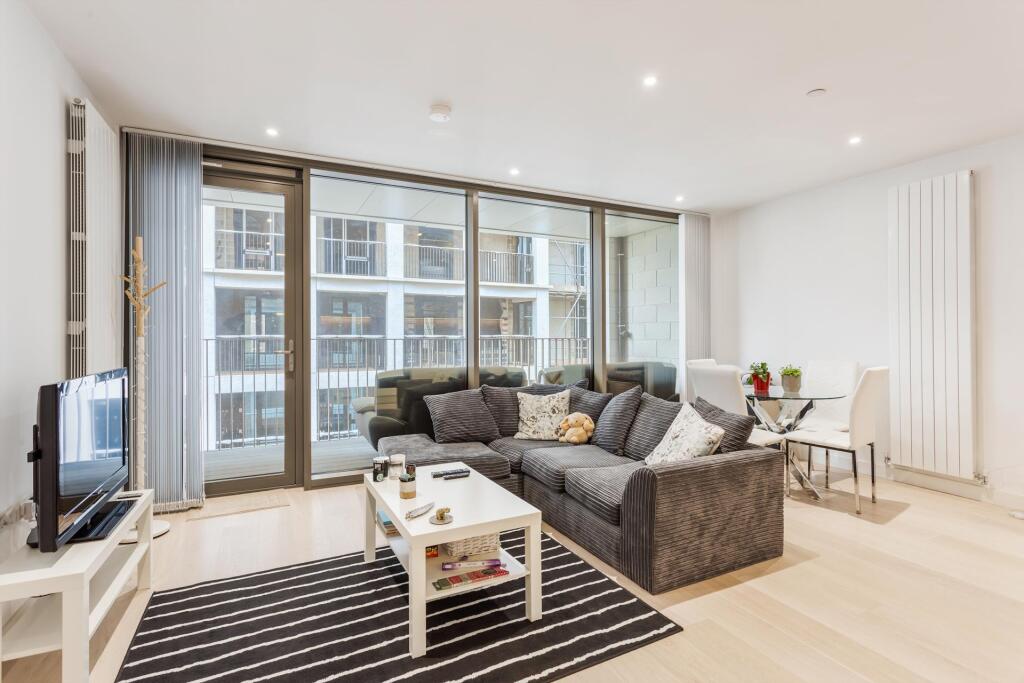 2 bed Apartment for rent in Woolwich. From JOHNS&CO - Royal Wharf 2 bed Apartment for rent in Woolwich. From JOHNS&CO - Royal Wharf