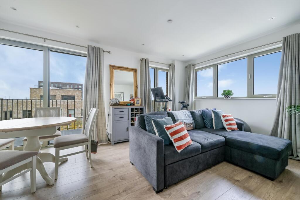 1 bed Apartment for rent in East Ham. From JOHNS&CO - Royal Wharf 1 bed Apartment for rent in East Ham. From JOHNS&CO - Royal Wharf