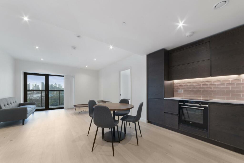 2 bed Apartment for rent in Woolwich. From JOHNS&CO - Royal Wharf
