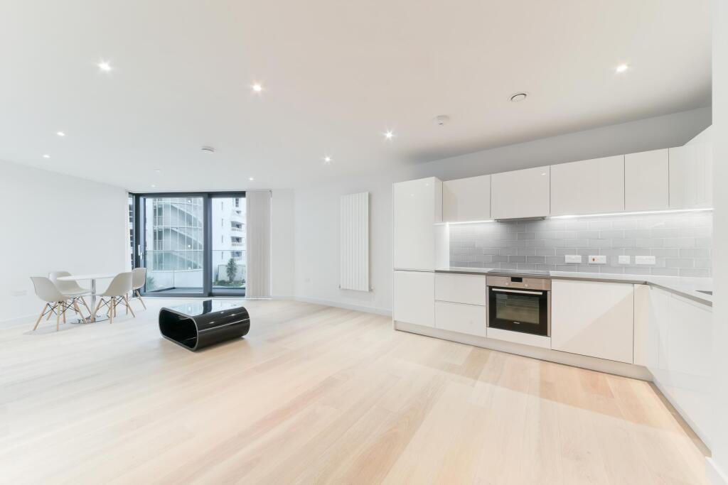 1 bed Apartment for rent in Woolwich. From JOHNS&CO - Royal Wharf