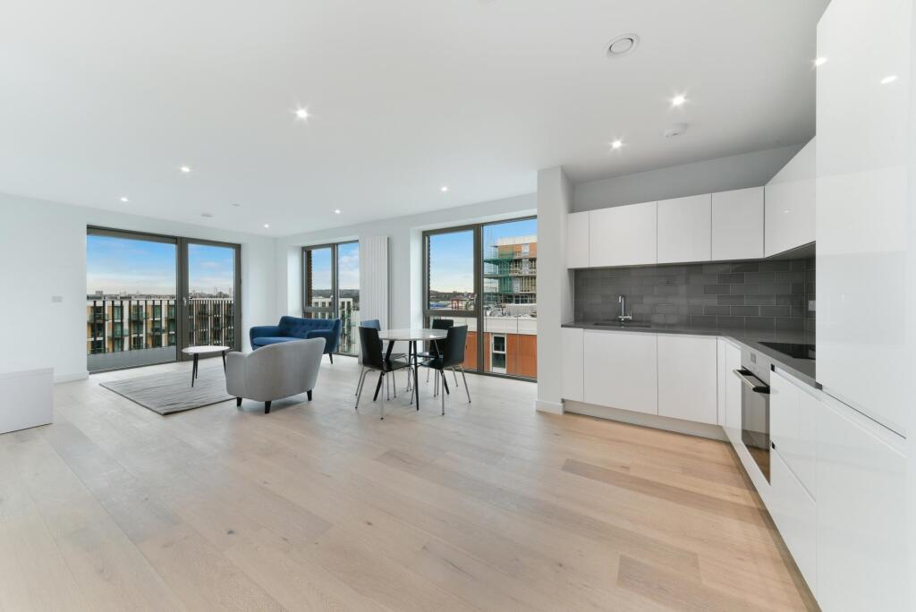 2 bed Apartment for rent in West Ham. From JOHNS&CO - Royal Wharf
