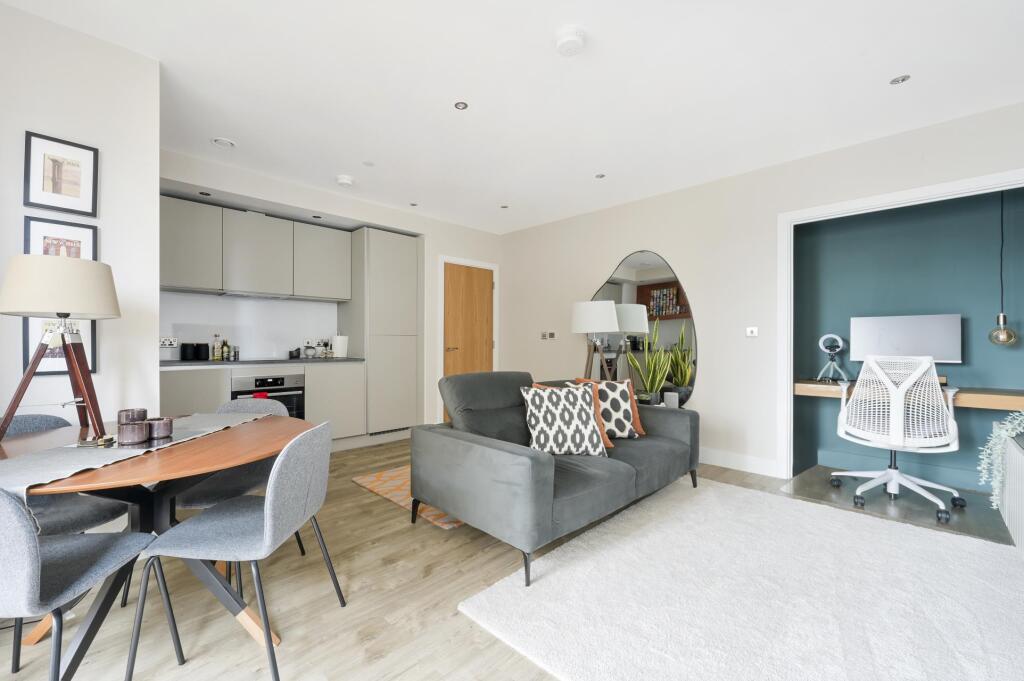 1 bed Apartment for rent in London. From JOHNS&CO - Royal Wharf